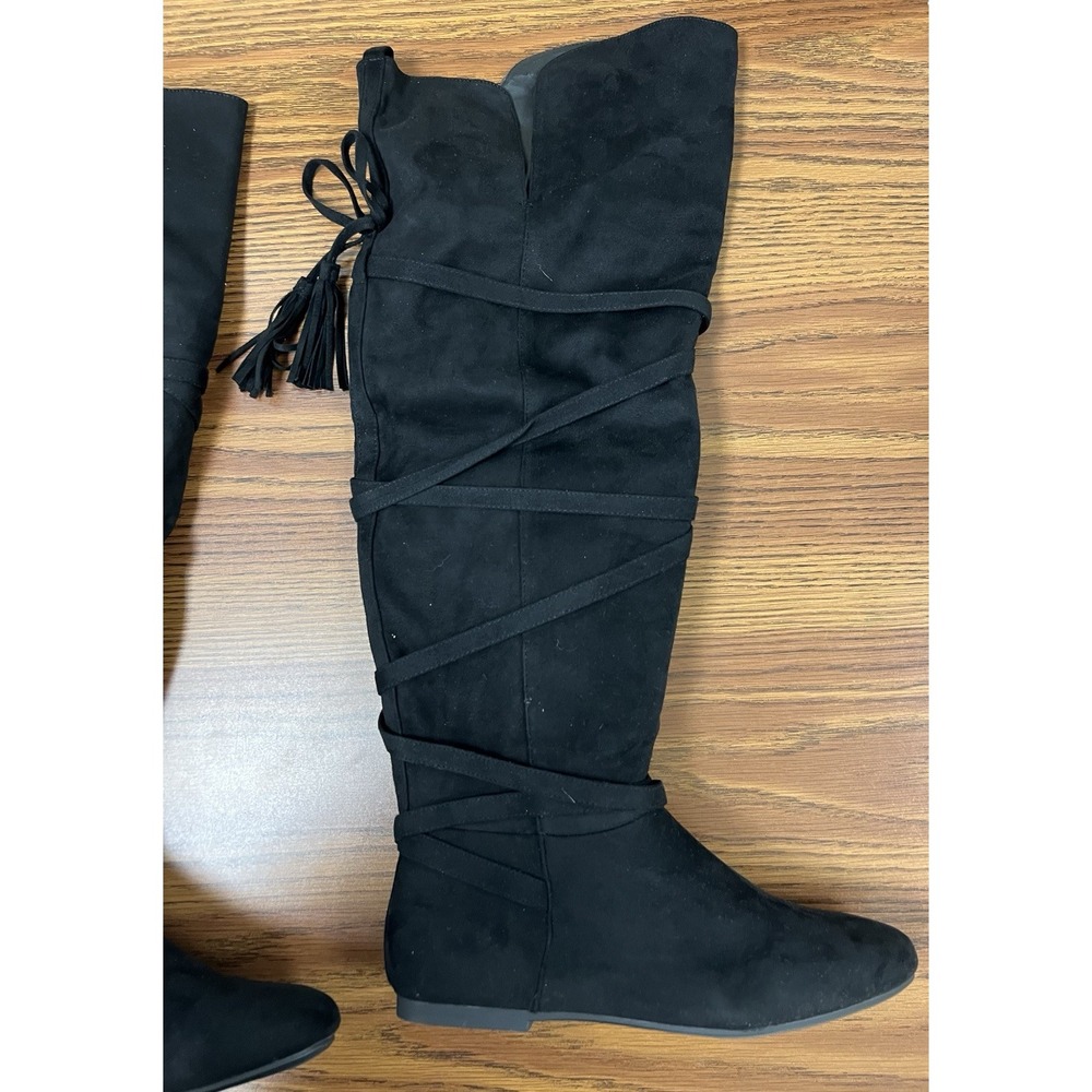 Knee high black boots Shoedazzle  'Lynette' Wide 9.5/40.5 Straps Low Heel Zipss